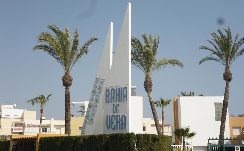 Bahia De Vera Apartamento Luisa Dış mekan fotoğraf